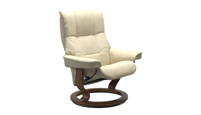 Stressless Mayfair Recliner Classic Base in Paloma Vanilla Leather